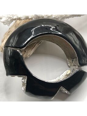 Black & Crystal Inset Dome Hinged Bangle Bracelet